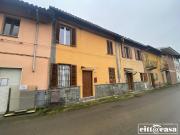 CASA SEMI INDIPENDENTE in VENDITA a CRESCENTINO...
