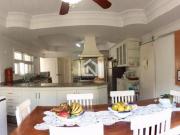 Casa à venda na Granja Viana