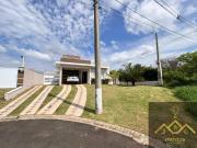 Casa semi mobiliada com 04 dormitórios á venda,...