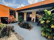 CASA SEMIAMUEBLADA DE UN NIVEL EN VENTA EN CHOLUL,...