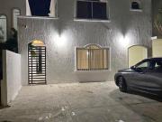 CASA SEMIAMUEBLADA EN RENTA EN VILLAS DE MONTE REAL,...