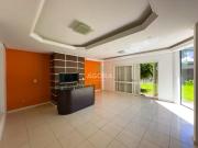 Casa semimobiliada 03 dormitórios