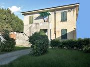 Casa semindipendente in vendita a Avenza Carrara 120 mq...