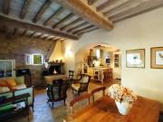 Casa semindipendente in vendita a Cetona