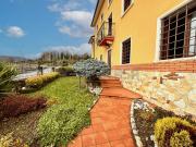 Casa semindipendente in vendita a Cornedo Vicentino via...