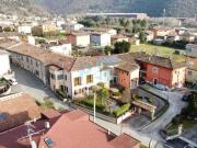 Casa semindipendente in vendita a Dernago, Nave