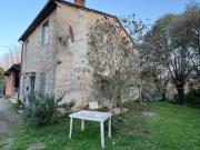 Casa semindipendente in vendita a Gragnano Capannori 140...
