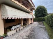 Casa semindipendente in vendita a Massanzago via Roma