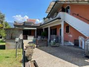 Casa semindipendente in vendita a Poveromo Massa 200 mq...