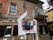 Casa semindipendente in vendita ad Avigliano, Castel...
