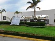 Casa seminueva en Valle del Sol, 4 recámaras, 2 est...