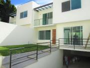 CASA EN CONDOMINIO EN VENTA Y RENTA EN CUERNAVACA, A UNA...