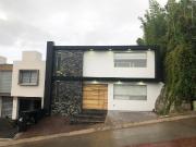 Casa Seminueva en Venta – Paseo de los Gansos, Altozano...