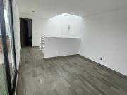 CASA SEMINUEVA EN ZONA ANGELOPOLIS