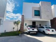 Casa seminueva La Rioja Residencial