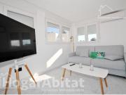 CASA SEMINUEVA Y ESQUINERA CON TERRAZA CERCA DE LA PLAYA