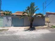 CASA SENADOR CANEDO Casa de Rua com 3 Quarto s por R$...