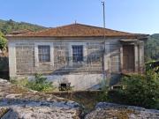 Casa Senhorial em Pedra p/ Restauro