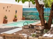 Casa senhorial V4 com piscina, para venda em Olho, Algarve