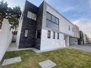 Casa Señorial con 5 recámaras en venta en exclusivo...