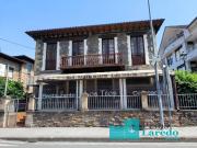 Casa señorial de piedra en el centro de Ampuero!