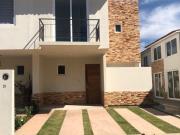 CASA SIN MUEBLES EN RENTA EN VILLAS PARADISO
