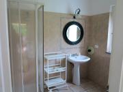 Casa singola composta da due appartamenti indipendenti...