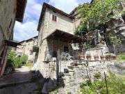 Casa singola in vendita a Acquasanta Terme, Centrale