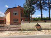 Casa singola in vendita a Badia Pozzeveri Altopascio 220...