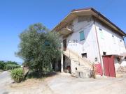 Casa singola in vendita a Colli del Tronto