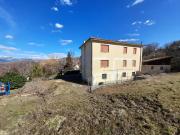 Casa singola in vendita a Tornimparte, Colle Santa Maria