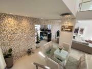 casa sobra com 3 quartos/ 1 suíte/2 vagas /no Condomínio...