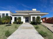 Casa para venda e locação com 5 suítes e 610,00 m²