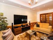 Casa sobrado, 03 dormitórios sendo 02 suítes, patio,...