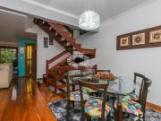 Casa sobrado 3 dormitórios, 2 vagas no bairro Espírito Santo