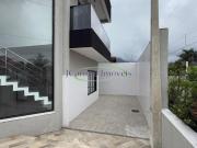 Casa sobrado a venda com 4 suítes e piscina no...