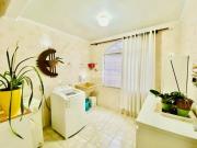 Casa Sobrado a venda Mobiliada com 208 m², 4 quartos com...