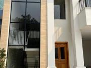 CASA SOBRADO À VENDA NO CONDOMÍNIO QUINTA DAS ATÍRIAS...