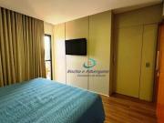 Casa Sobrado com 05 Quartos no Condomínio Parque Taua...