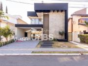 Casa sobrado com 344m2 de construção, terreno de 406m2,...