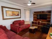 Casa Sobrado com 3 quartos e 5 vagas de garagem à venda...