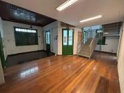 Casa / Sobrado Comercial para Locação em Belo...