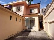 Casa / Sobrado Comercial para Locação em Belo...