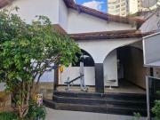 Casa / Sobrado Comercial para Locação em Belo...
