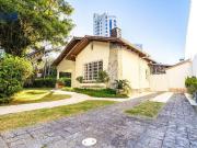 Casa / Sobrado Comercial para Locação em Blumenau/SC...