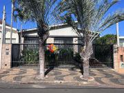 Casa / Sobrado Comercial para Locação em Campinas/SP...