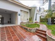 Casa / Sobrado Comercial para Locação em Curitiba/PR...