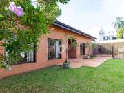 Casa / Sobrado Comercial para Locação em Curitiba/PR...