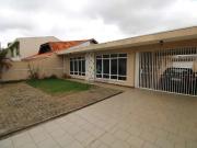 Casa / Sobrado Comercial para Locação em Curitiba/PR...