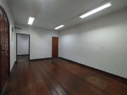 Casa / Sobrado Comercial para Locação em Divinópolis/MG...